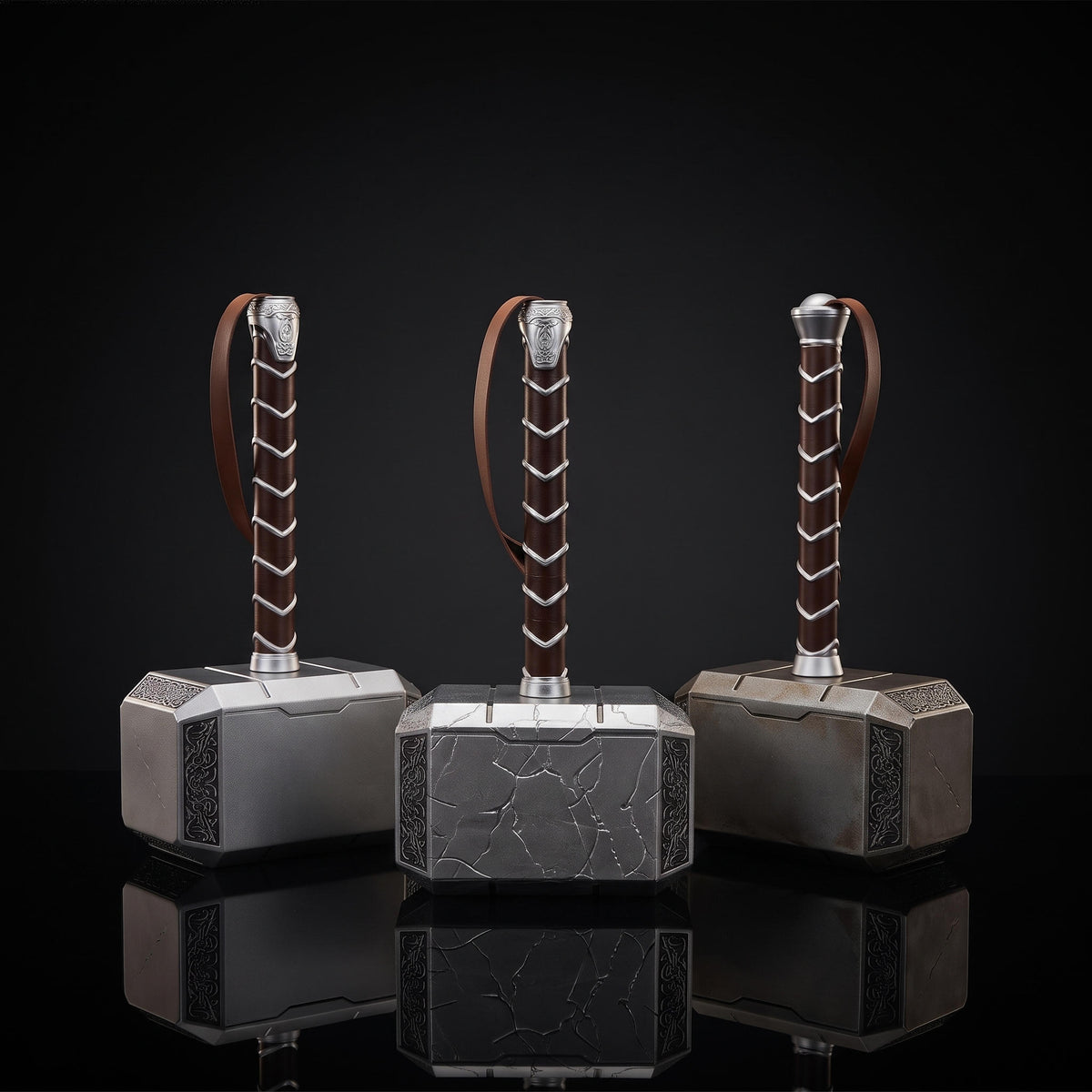 Thor Mjölnir Collector’s Hammer – Full-Size Display & Cosplay Prop